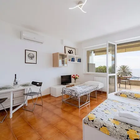 Apartment Guesthost - Amazing With Sea View - Pool & Tennis Court